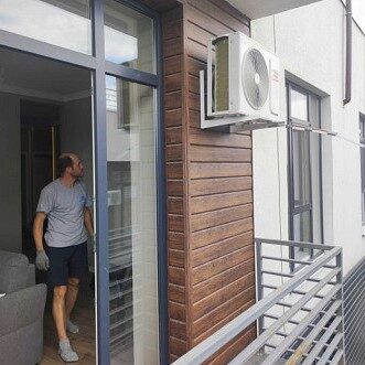 Установка кондиционера в два этапа